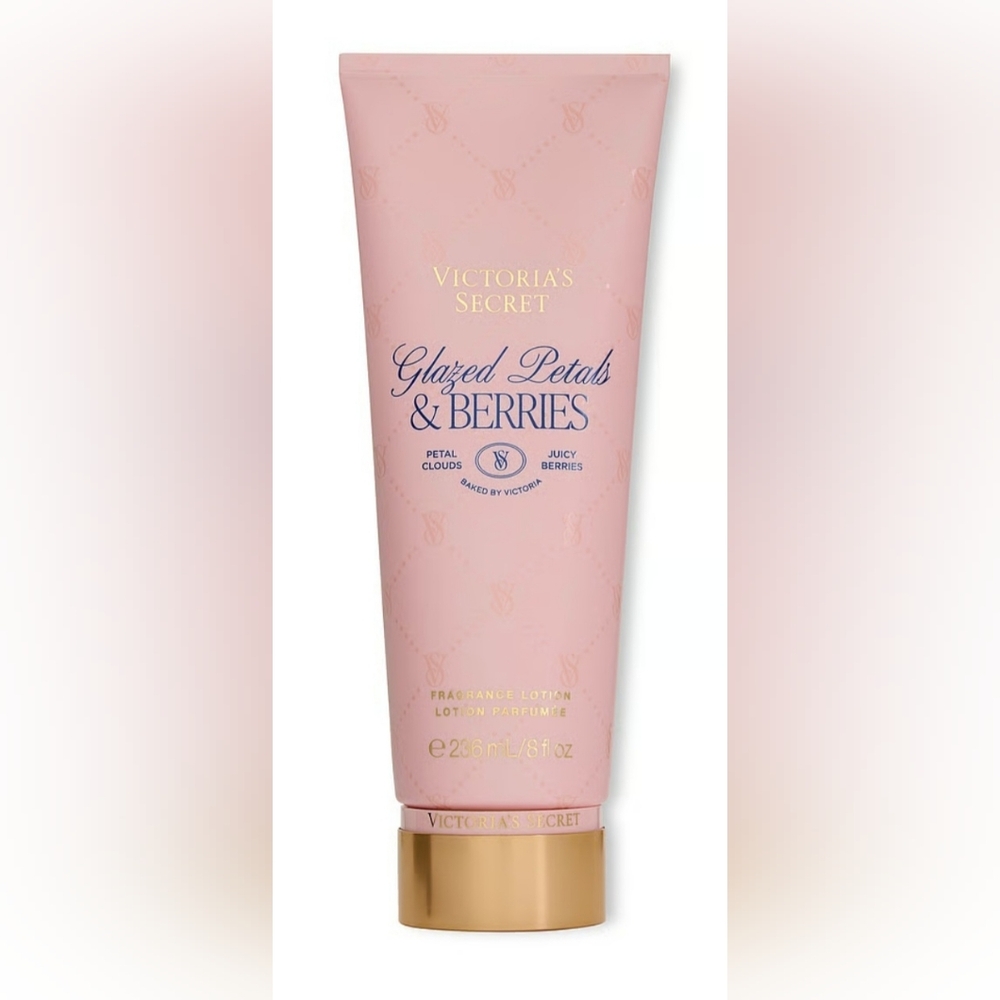 Victoria's Secret Glazed Petals & Berries Lotion 🫐🌸